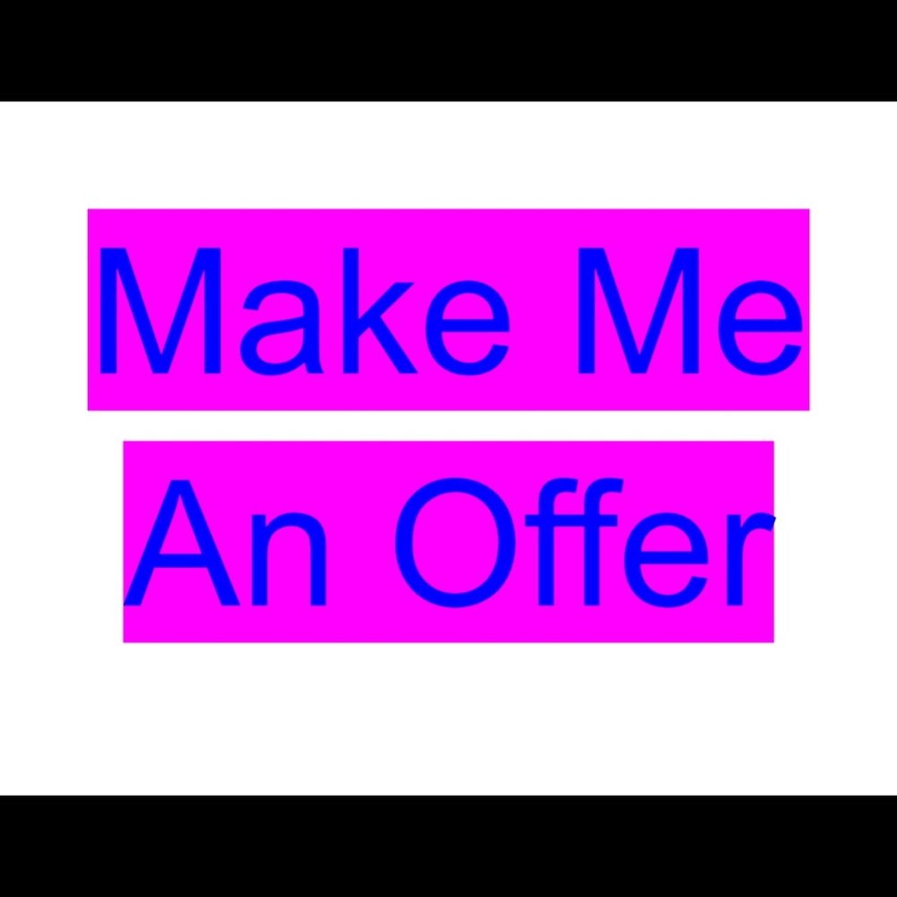 🌸Open to offers🌸Check my closet🌸